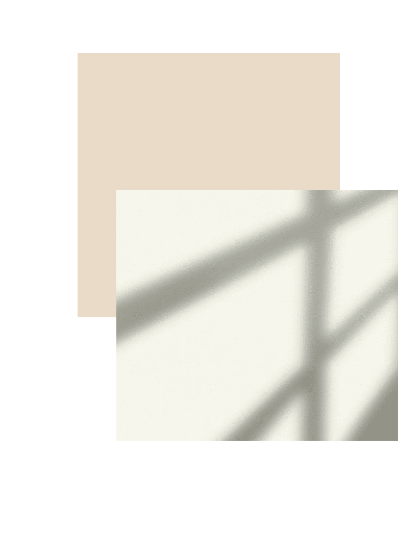 ベージュとシルバーの四角が重なり合っている背景画像